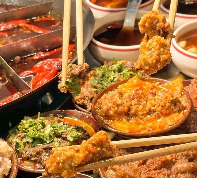 江西小炒……爆火物种正在“灭绝”麻将胡了游戏干蒸菜、牛肋条自助、(图3)